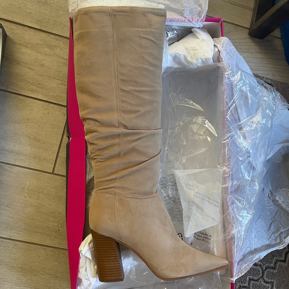 New in Box Tortilla colored Vince Camuto Derika Boot